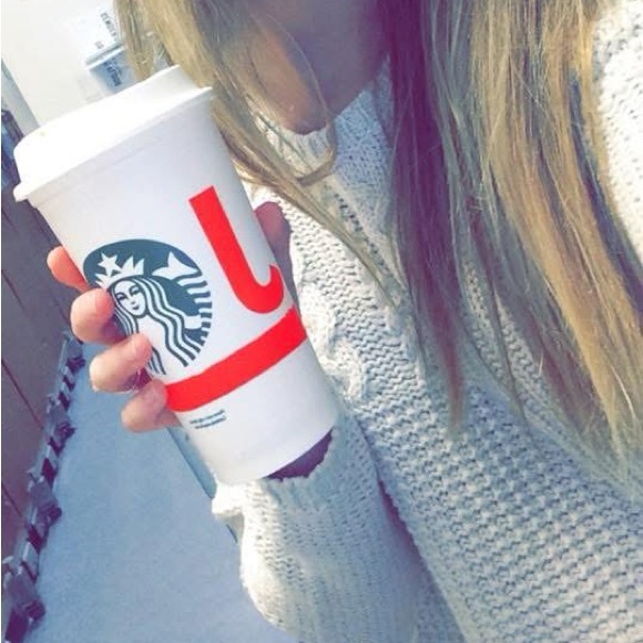 Abercrombie & Fitch cream cable knit sweater - Picture 8 of 8